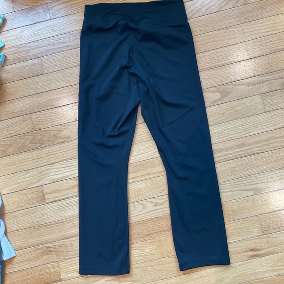 NWOT Nike Women’s Dri-fit legging with pocket - Picture 2 of 5